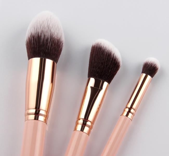 Full Ultimate Vegan Synthetic Makeup Brush Set OEM For Professionals