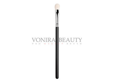 Short Eye Shader Private Label Makeup Brush , Indispensable Cosmetics Brush