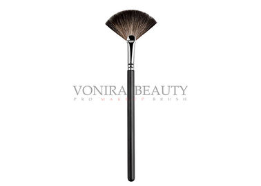 Small Fan Private Label Makeup Brushes Soft Smooth For Sweeping / Sculpting