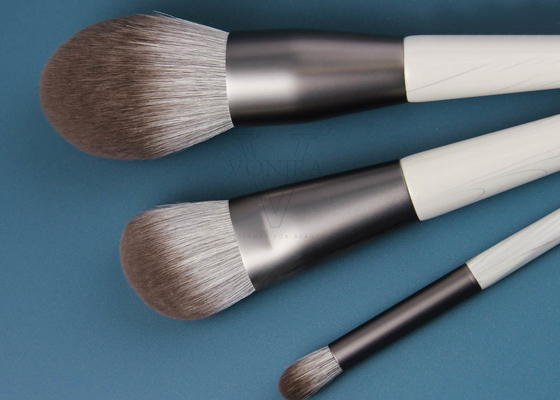 Vonira New Arrival Biodegradable Corn fiber Makeup Powder Brush With Grey Aluminum Ferrule Eco Freindly Wooden Handle