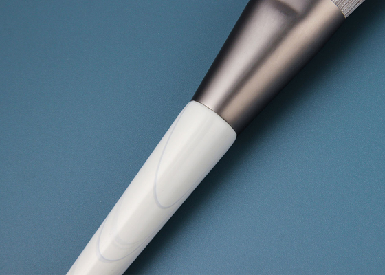 Vonira New Arrival Biodegradable Corn fiber Makeup Powder Brush With Grey Aluminum Ferrule Eco Freindly Wooden Handle