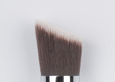 Fashion Angled Bake Kabuki Brush With Soft And Flexible Natural Fiber