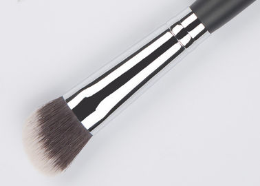 Precision Angled Contour Brush With High Quality  Cloudy Soft Fiber