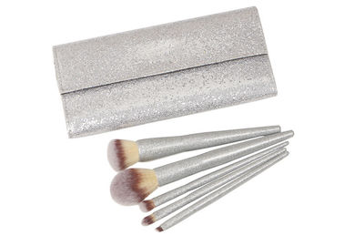 Shiny Silver Handle Synthetic Makeup Brushes Stylish Brush Case Involved