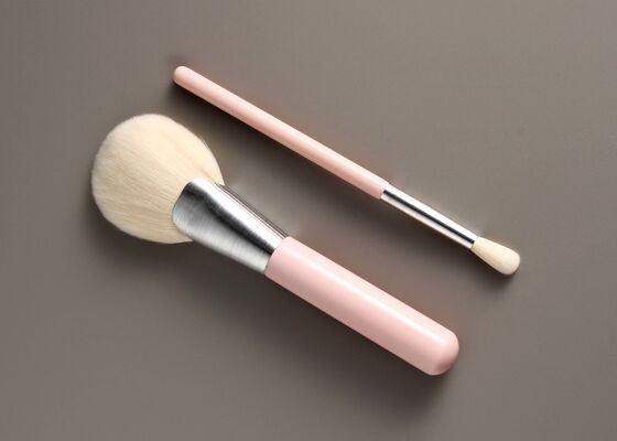 Vonira Beauty Luxury Fan Brush with Vegan Cruelty Free Taklon Synthetic Hair and Recyclable Birch Wooden Handle - Handcrafted Powder Bronzer Brush