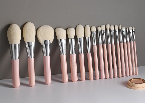 Custom 18 Piece Synthetic Makeup Brushes Set With Private Label OEM ODM Service